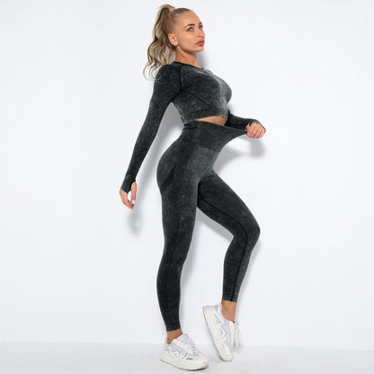 Model wearing black contouring matching suit from Vibras Activewear.